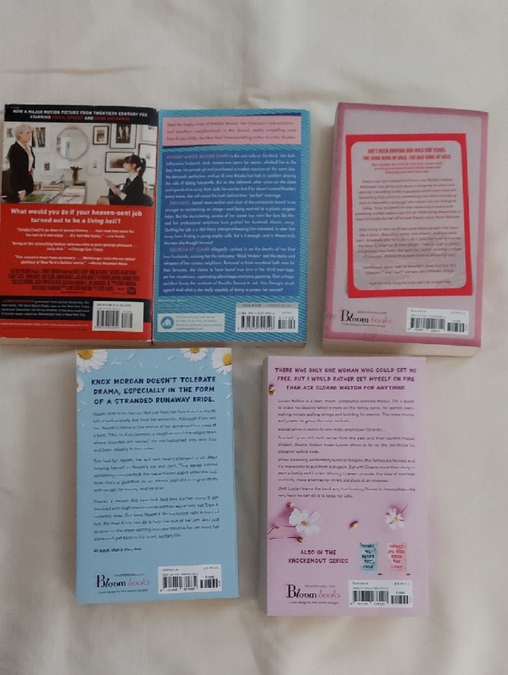 Paperback Book Lot - Lucy Score, Lauren Weisberger,Kristin Miller, Elsie Silver - Picture 2 of 3
